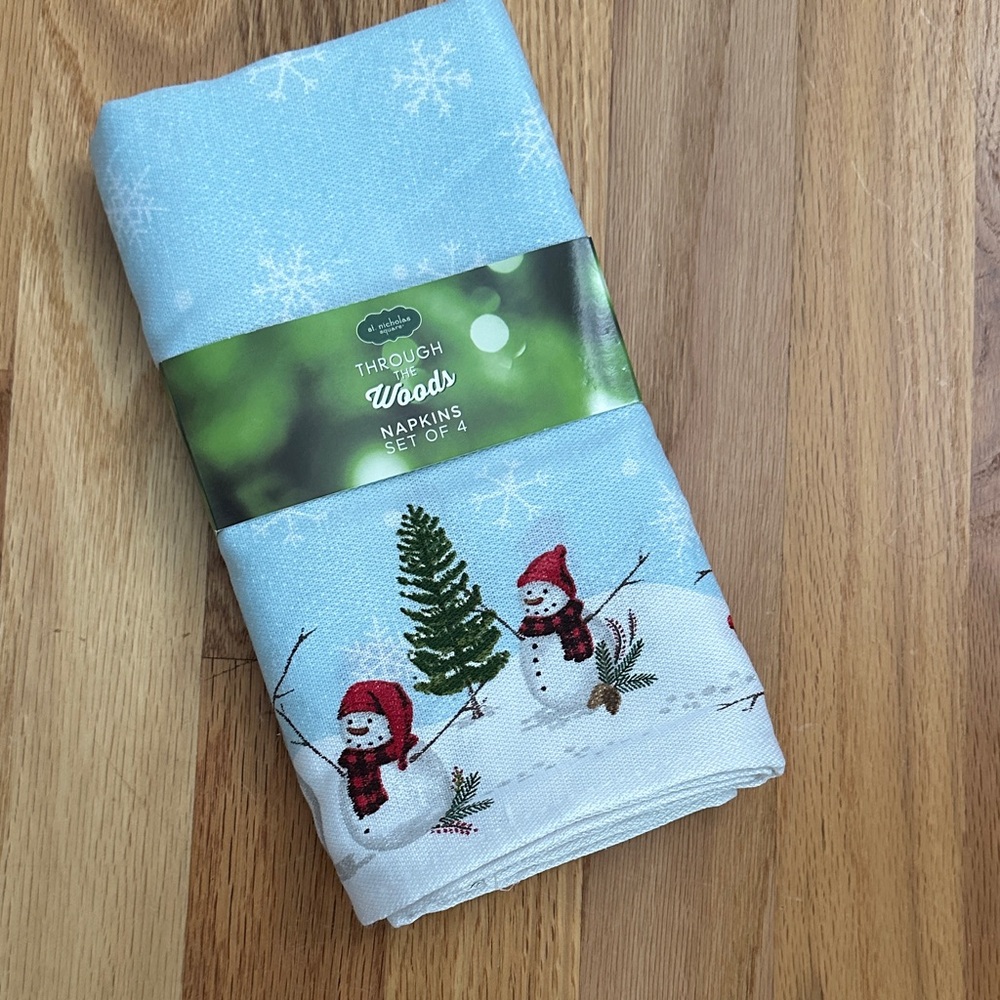 Set of 4 napkins ⛄️